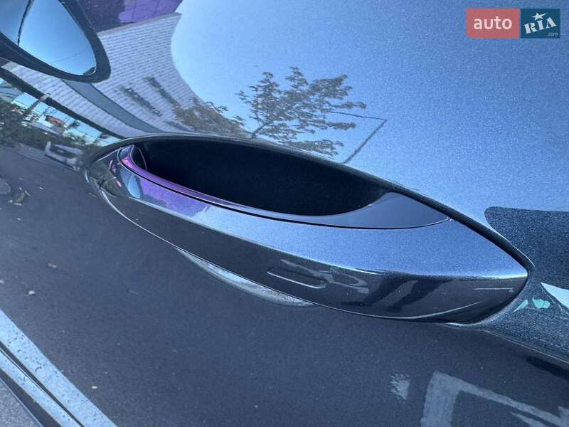 Фастбэк Porsche Panamera 2018 в Киеве фото 10 Фастбэк Porsche Panamera 2018 в Киеве