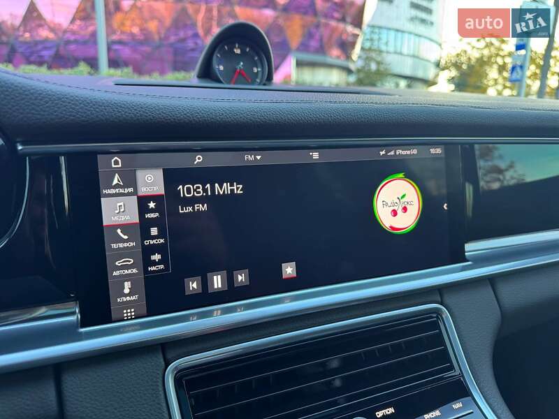 Фастбэк Porsche Panamera 2018 в Киеве фото 32 Фастбэк Porsche Panamera 2018 в Киеве