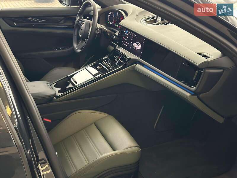 Фастбэк Porsche Panamera 2024 в Ужгороде фото 18 Фастбэк Porsche Panamera 2024 в Ужгороде