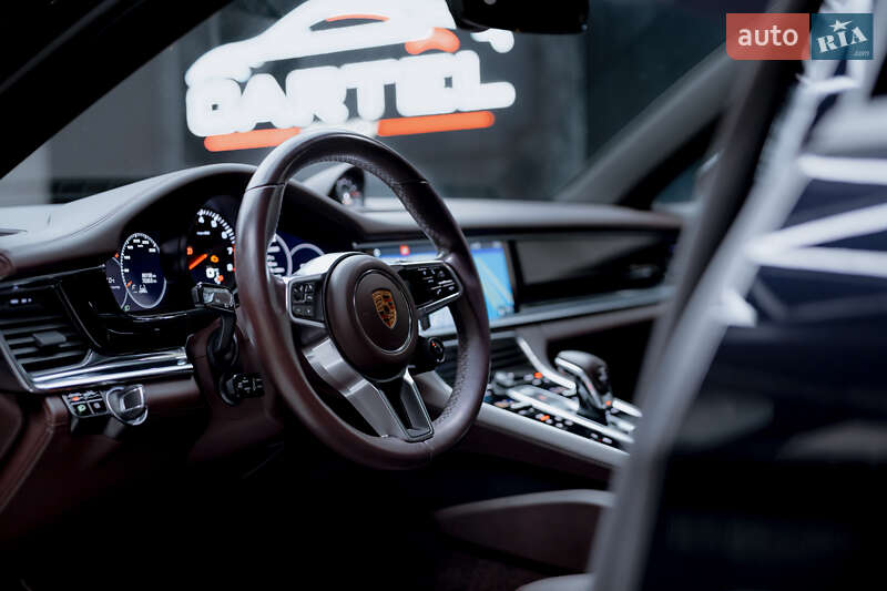 Фастбек Porsche Panamera 2020 в Дніпрі фото 22 Фастбек Porsche Panamera 2020 в Дніпрі