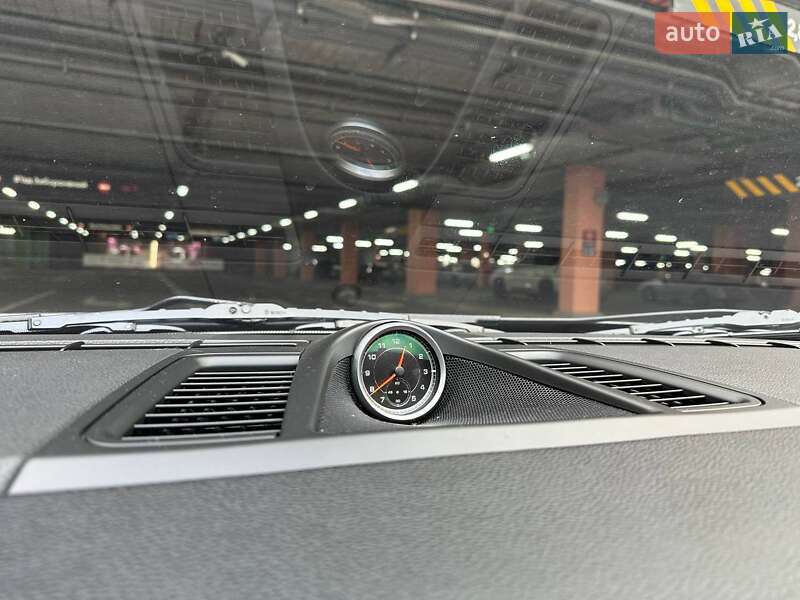 Фастбэк Porsche Panamera 2012 в Киеве