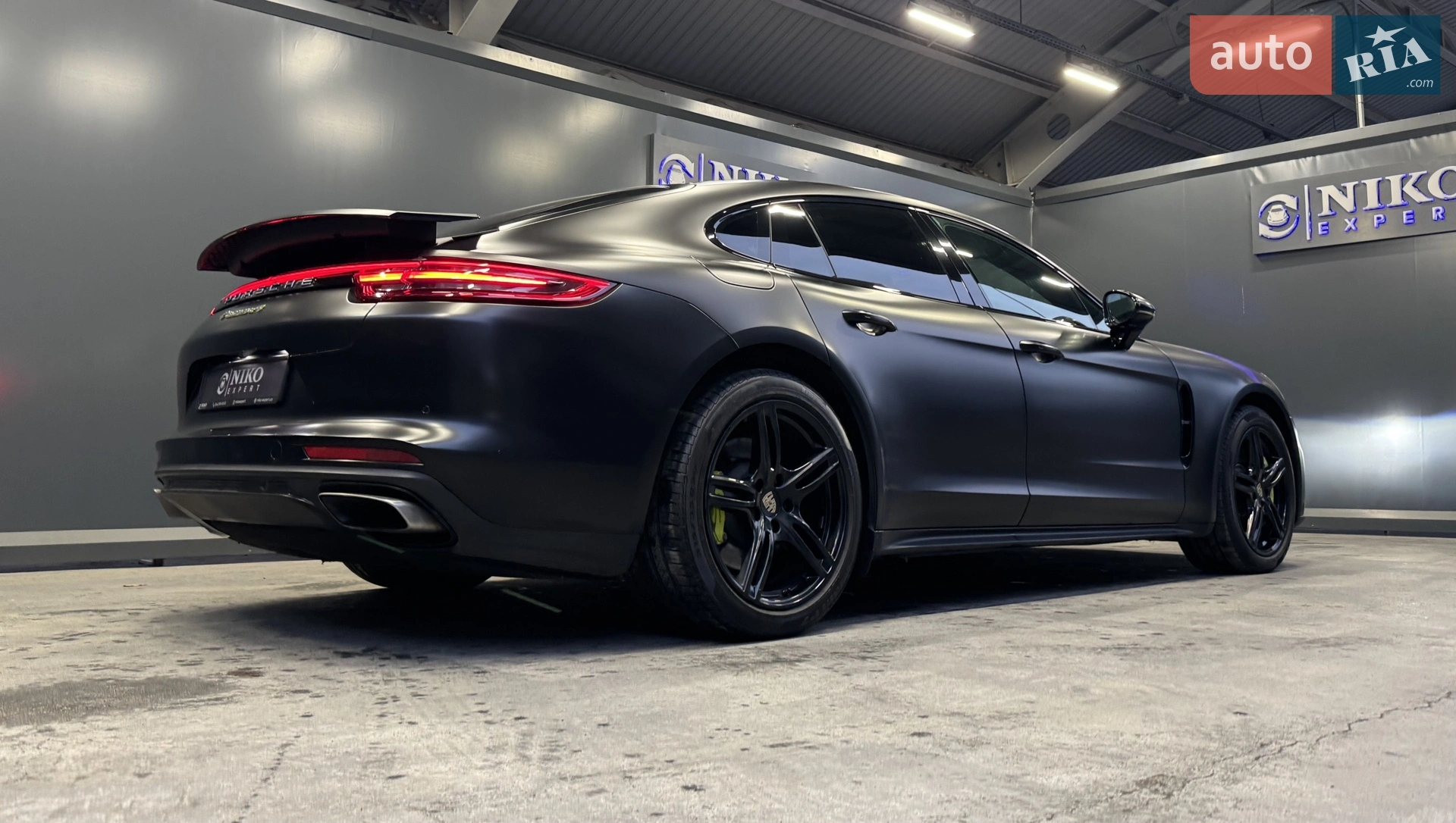 2017 Porsche Panamera - мініатюра 13