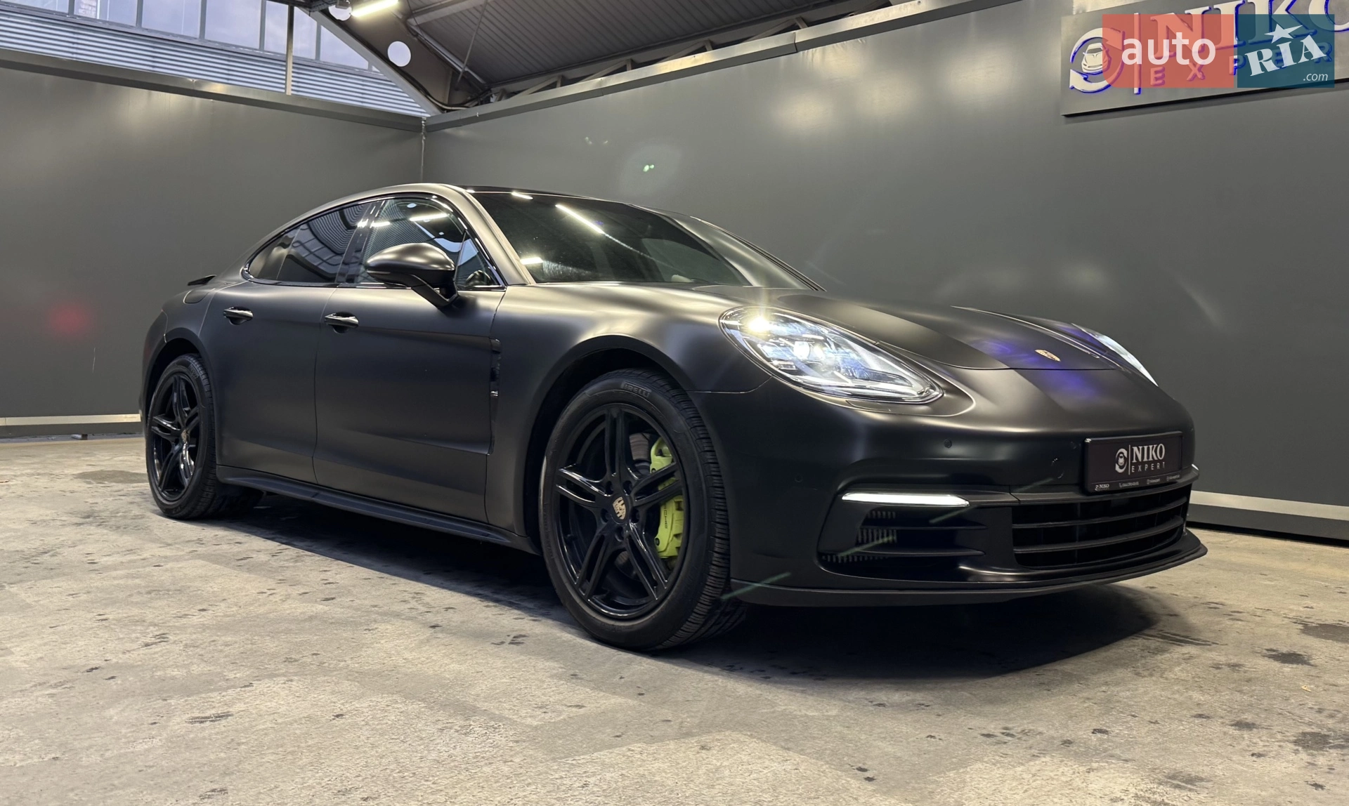 2017 Porsche Panamera - мініатюра 17