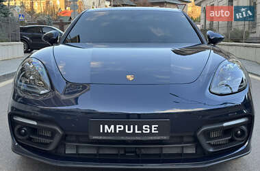 Фастбек Porsche Panamera 2020 в Києві