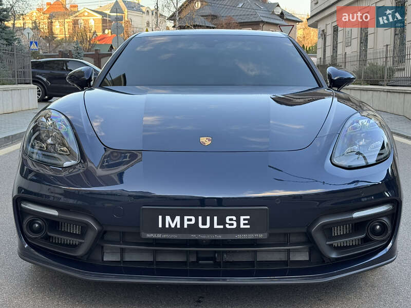 Фастбек Porsche Panamera 2020 в Києві