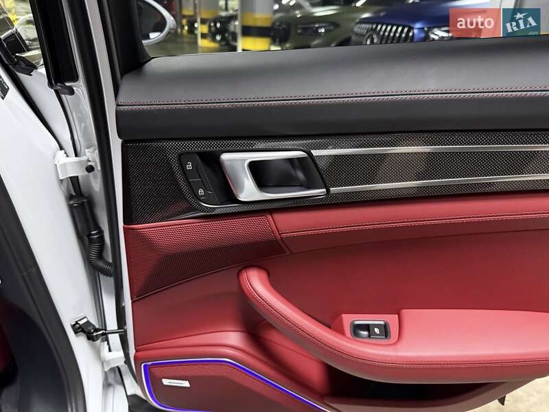 Фастбэк Porsche Panamera 2023 в Киеве фото 85 Фастбэк Porsche Panamera 2023 в Киеве