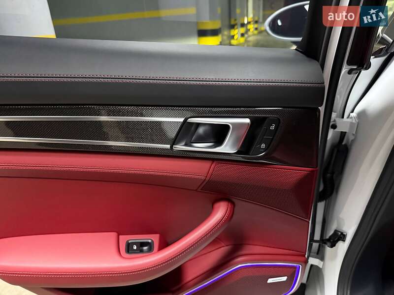 Фастбэк Porsche Panamera 2023 в Киеве фото 66 Фастбэк Porsche Panamera 2023 в Киеве