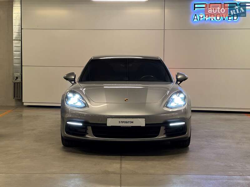Фастбэк Porsche Panamera 2019 в Киеве фото 5 Фастбэк Porsche Panamera 2019 в Киеве