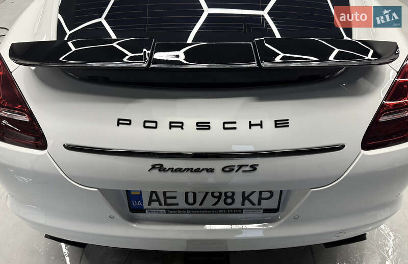 Фастбэк Porsche Panamera 2012 в Днепре фото 9 Фастбэк Porsche Panamera 2012 в Днепре