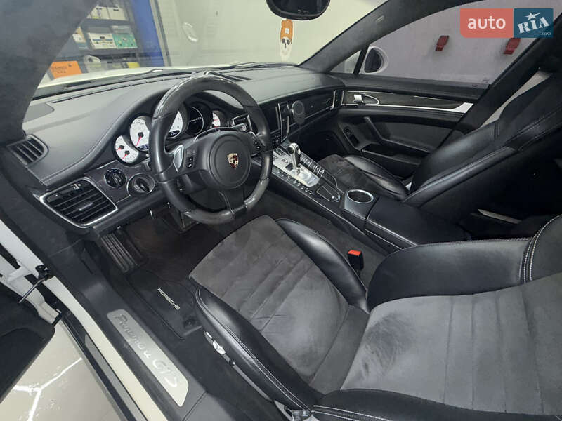 Фастбэк Porsche Panamera 2012 в Днепре фото 14 Фастбэк Porsche Panamera 2012 в Днепре
