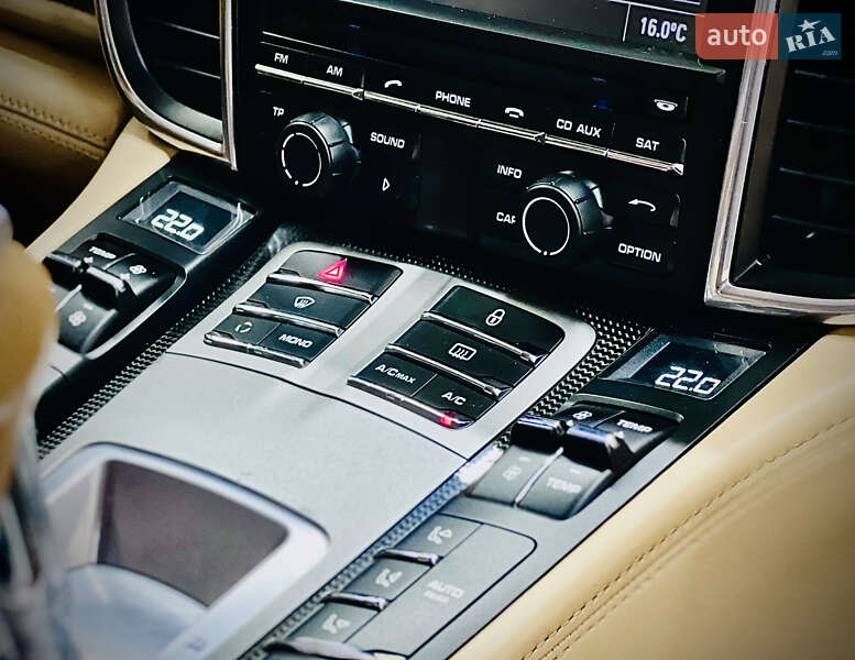 Фастбэк Porsche Panamera 2012 в Николаеве фото 30 Фастбэк Porsche Panamera 2012 в Николаеве