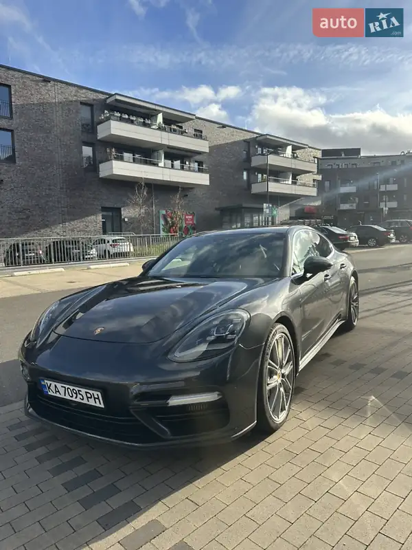 Porsche Panamera 2017