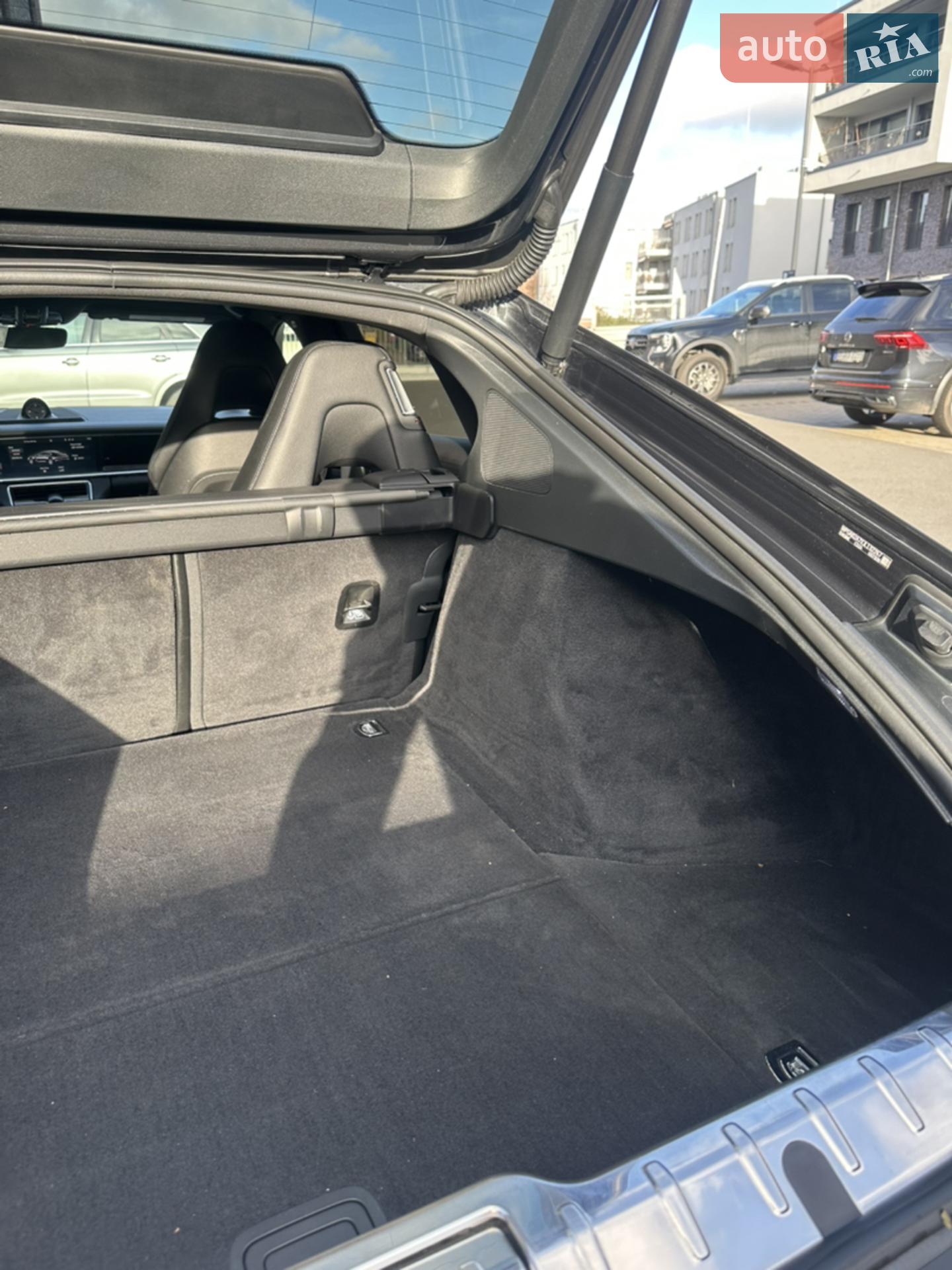 2017 Porsche Panamera - мініатюра 71