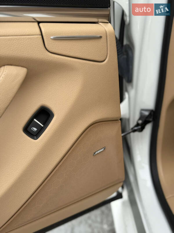 Фастбэк Porsche Panamera 2010 в Киеве