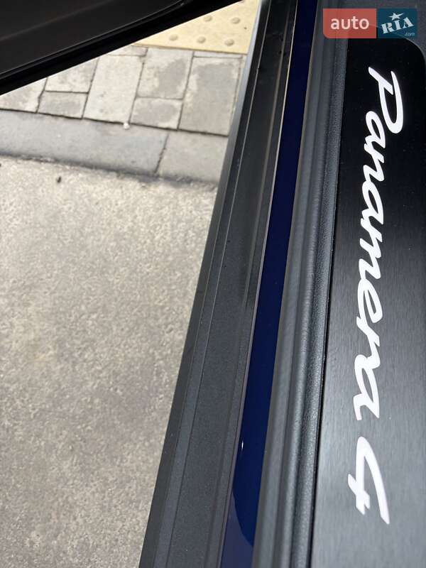 Фастбэк Porsche Panamera 2024 в Киеве фото 121 Фастбэк Porsche Panamera 2024 в Киеве