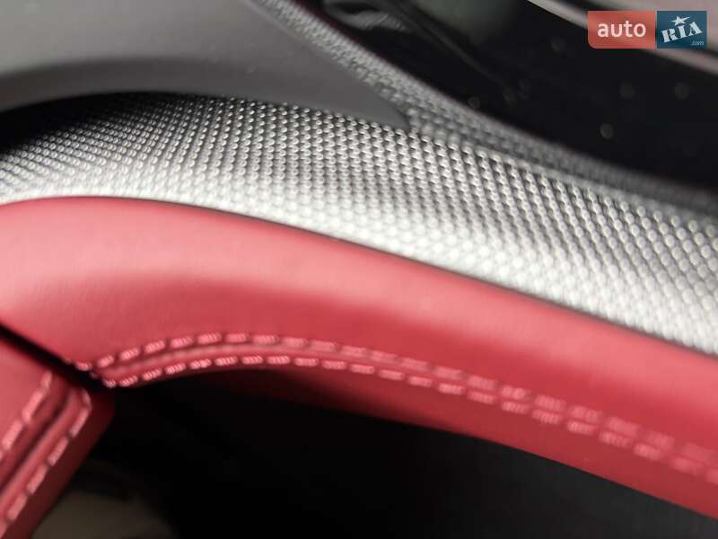 Фастбэк Porsche Panamera 2024 в Киеве фото 129 Фастбэк Porsche Panamera 2024 в Киеве