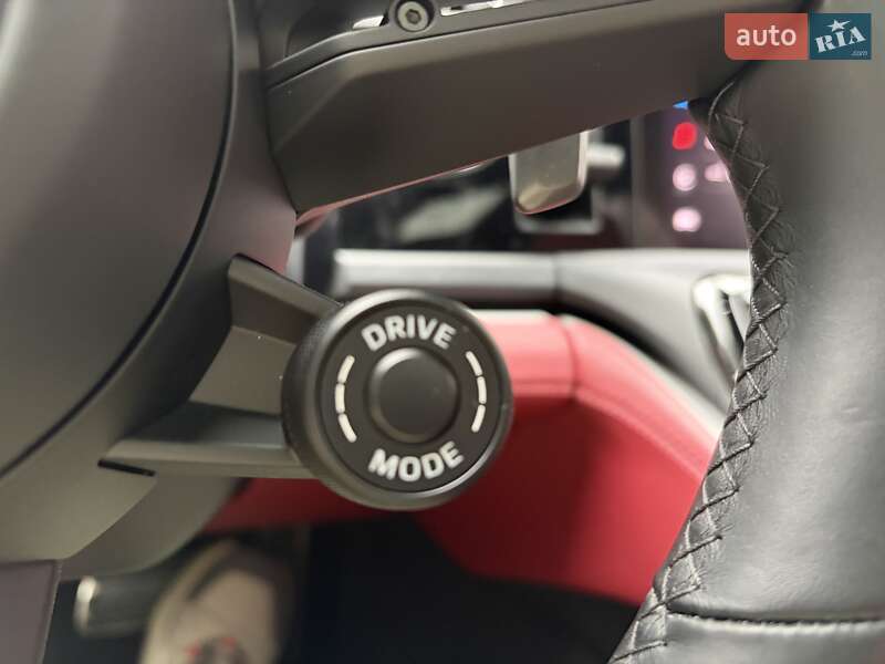 Фастбэк Porsche Panamera 2024 в Киеве фото 137 Фастбэк Porsche Panamera 2024 в Киеве