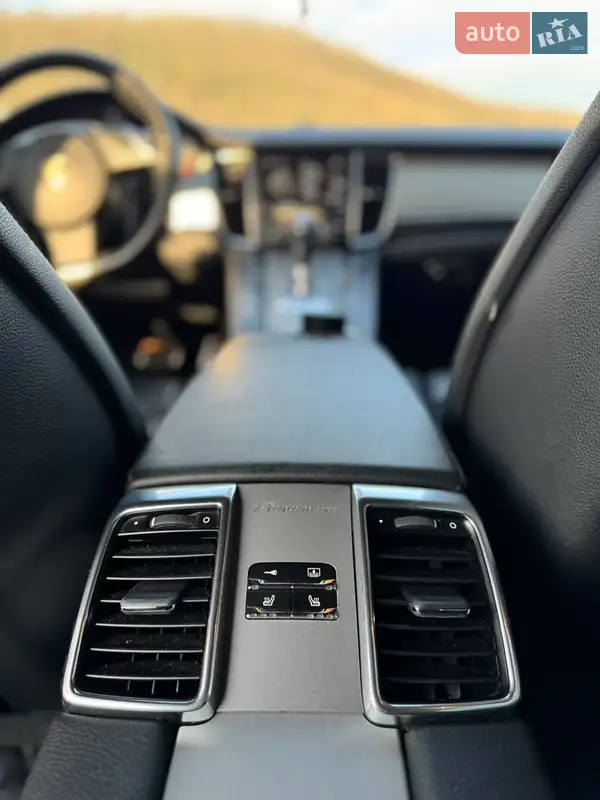 Porsche Panamera 2011 VIN WP0AB2A78BL061099 фото оголошення 27 з 74