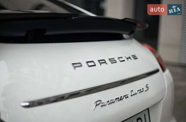 Фастбек Porsche Panamera 2011 в Києві