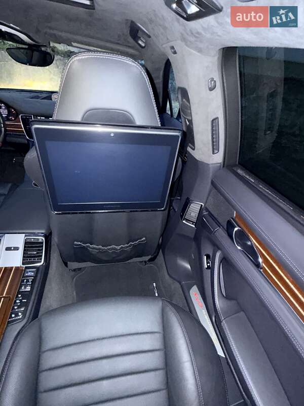 Фастбек Porsche Panamera 2016 в Києві