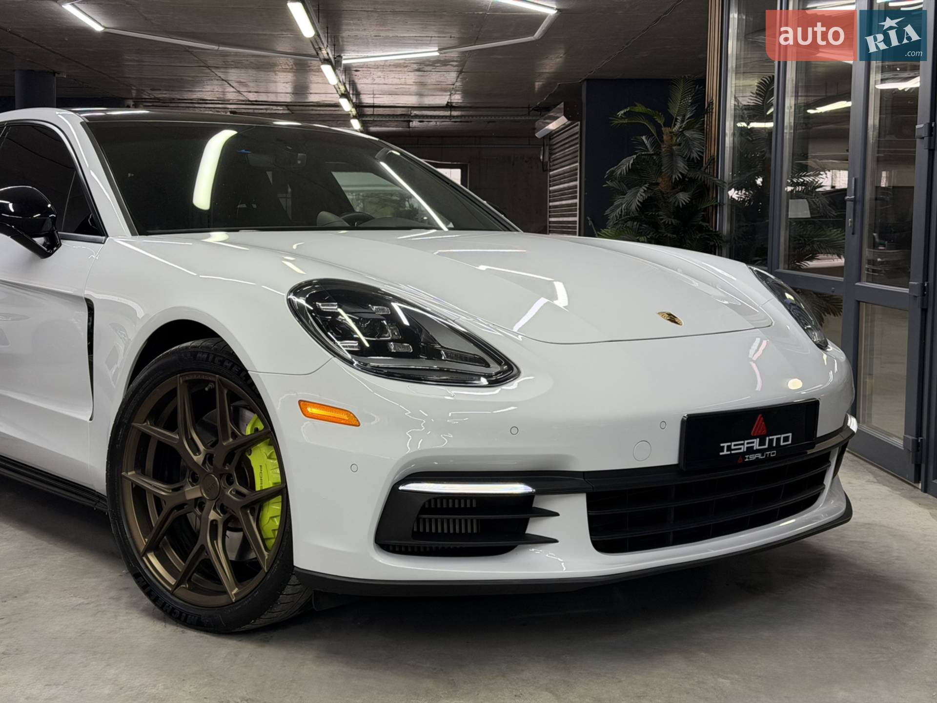 2017 Porsche Panamera - мініатюра 4