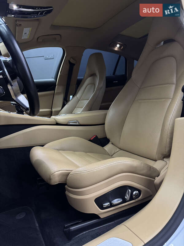 Фастбэк Porsche Panamera 2017 в Коломые фото 61 Фастбэк Porsche Panamera 2017 в Коломые
