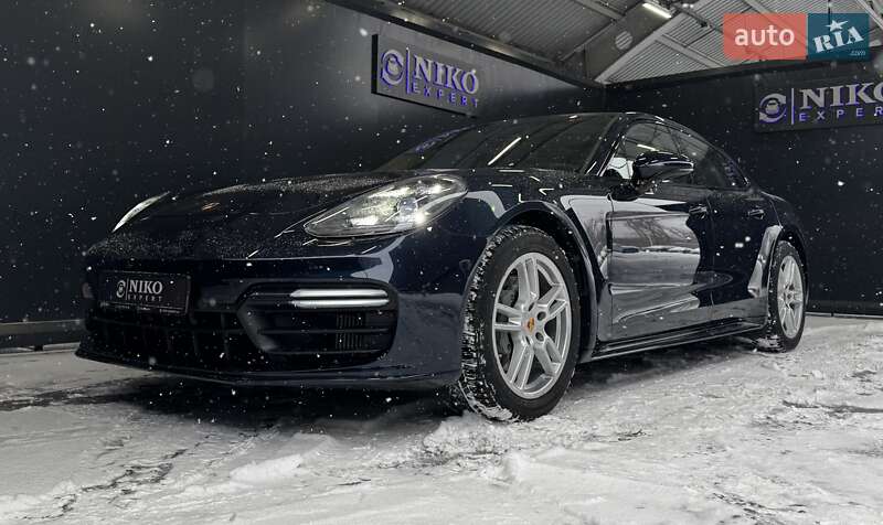 Фастбэк Porsche Panamera 2017 в Киеве фото 4 Фастбэк Porsche Panamera 2017 в Киеве