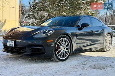 Фастбэк Porsche Panamera 2018 в Днепре