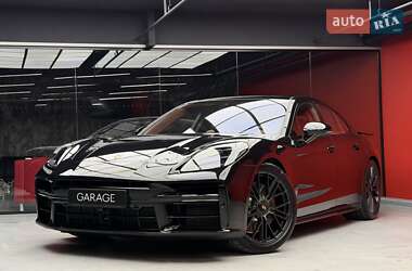 Фастбек Porsche Panamera 2025 в Києві