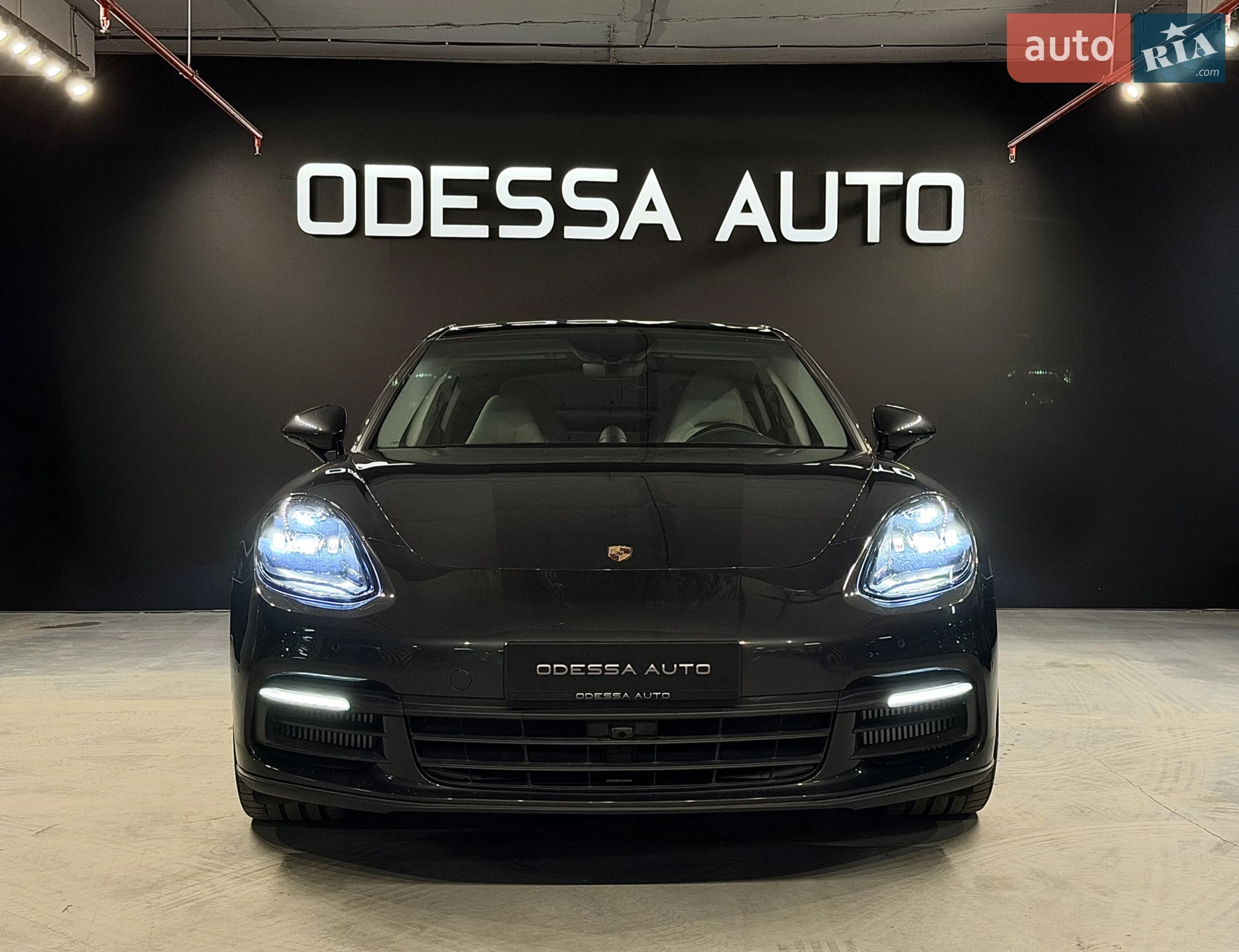2018 Porsche Panamera - мініатюра 3