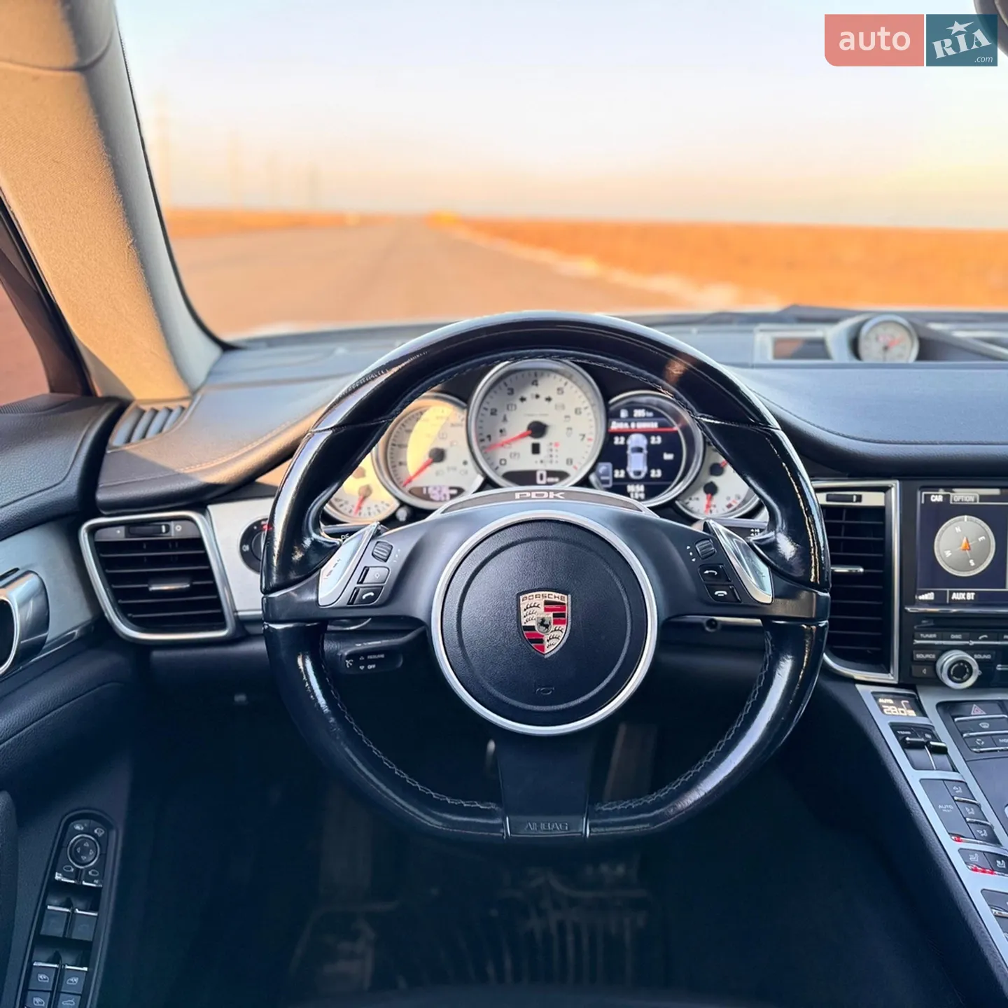 2010 Porsche Panamera - мініатюра 16