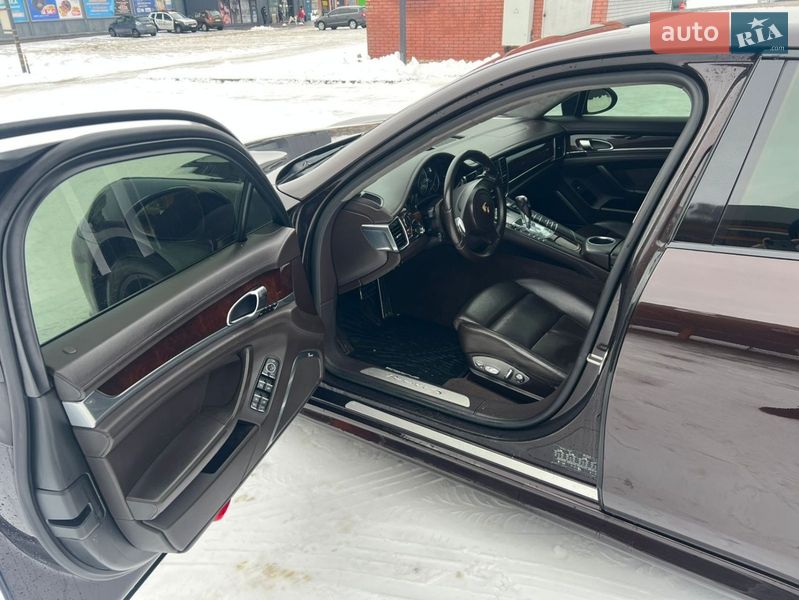 Фастбэк Porsche Panamera 2009 в Харькове