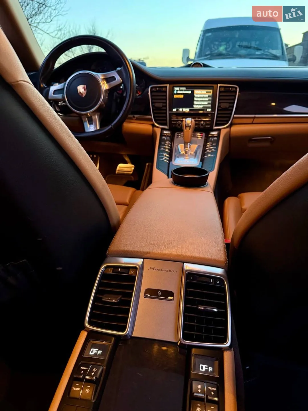 2016 Porsche Panamera - мініатюра 8