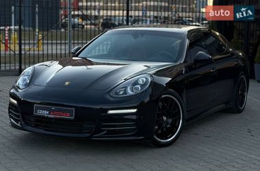 Фастбэк Porsche Panamera 2013 в Киеве