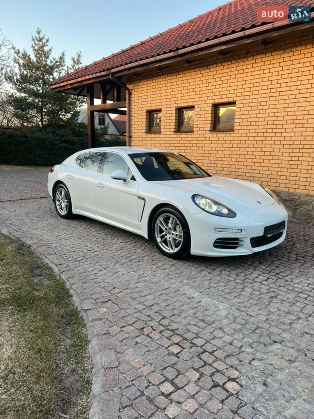 2013 Porsche Panamera - мініатюра 3
