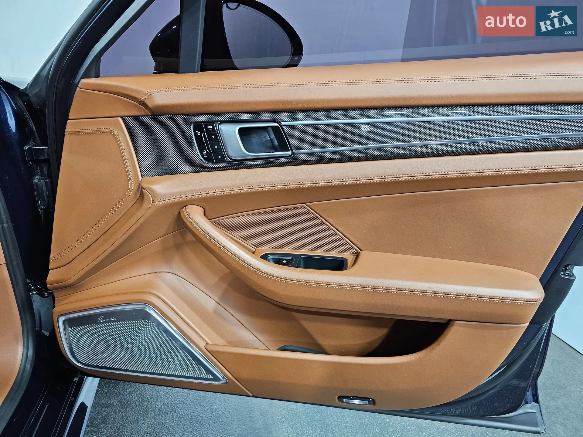 2017 Porsche Panamera - мініатюра 25