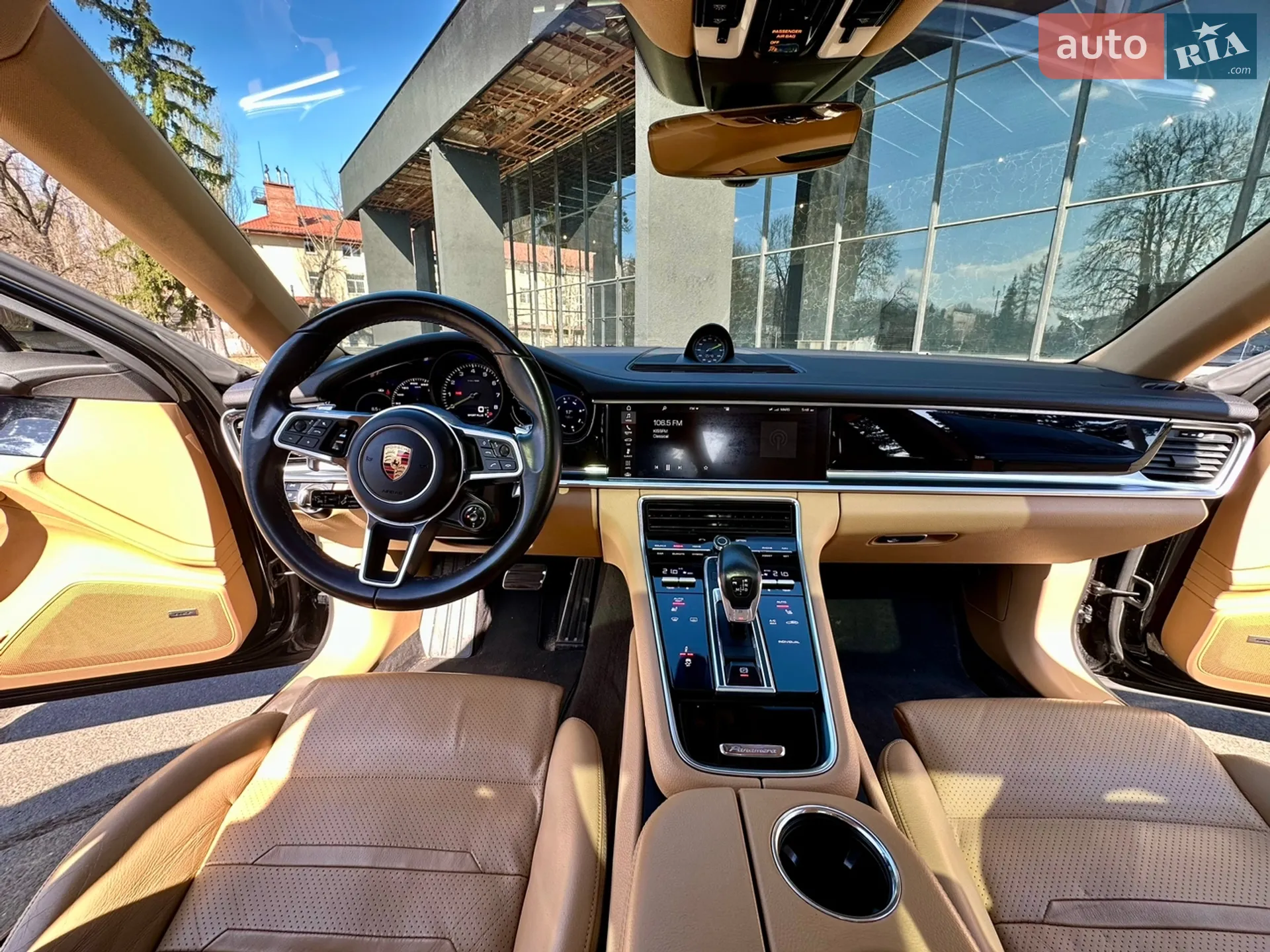 2017 Porsche Panamera - мініатюра 18