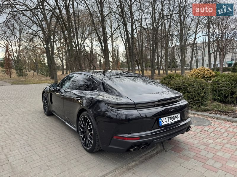 Фастбэк Porsche Panamera 2024 в Киеве фото 6 Фастбэк Porsche Panamera 2024 в Киеве