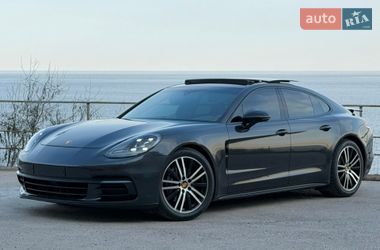 Фастбэк Porsche Panamera 2018 в Одессе