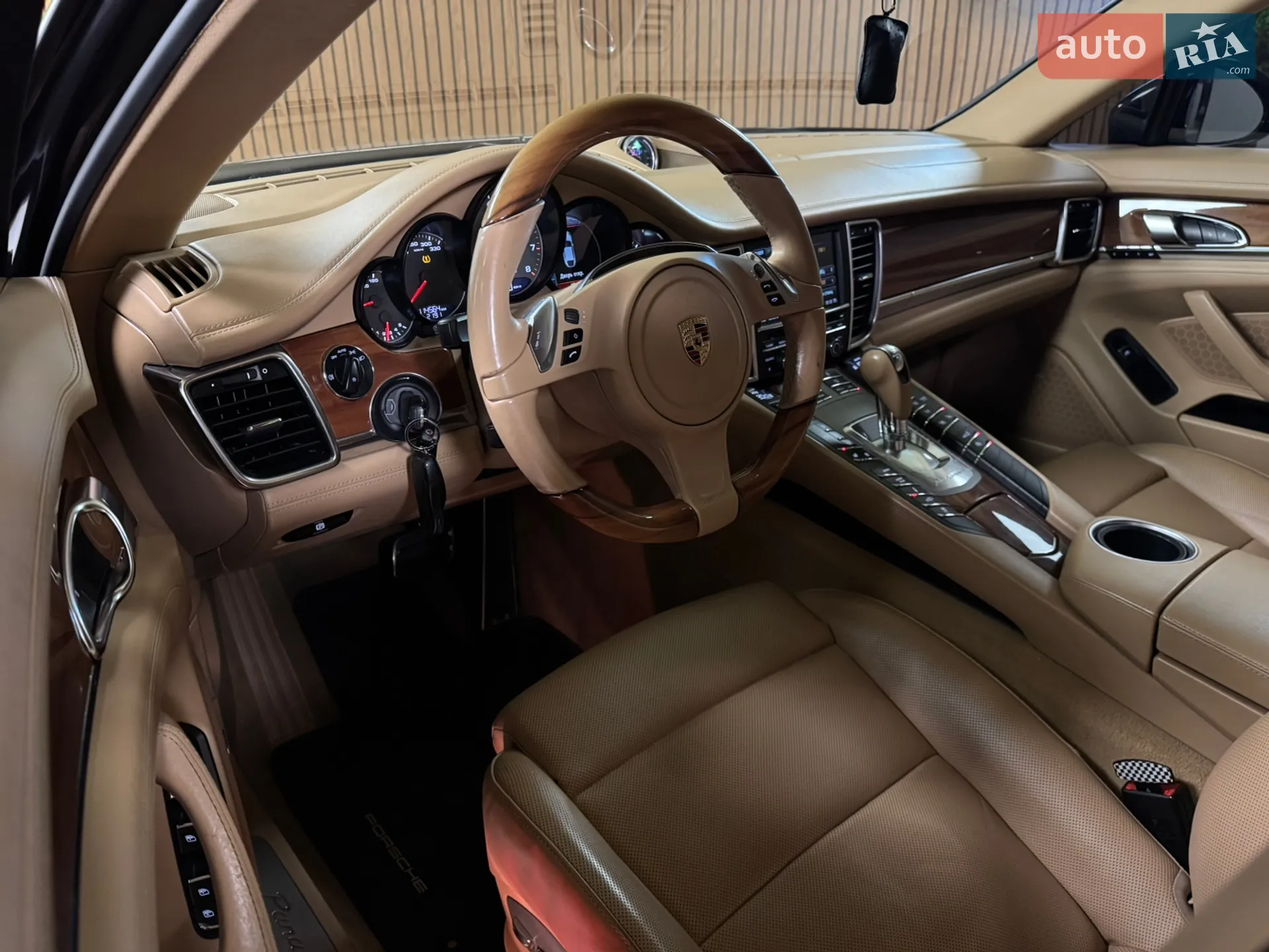 2012 Porsche Panamera - мініатюра 18