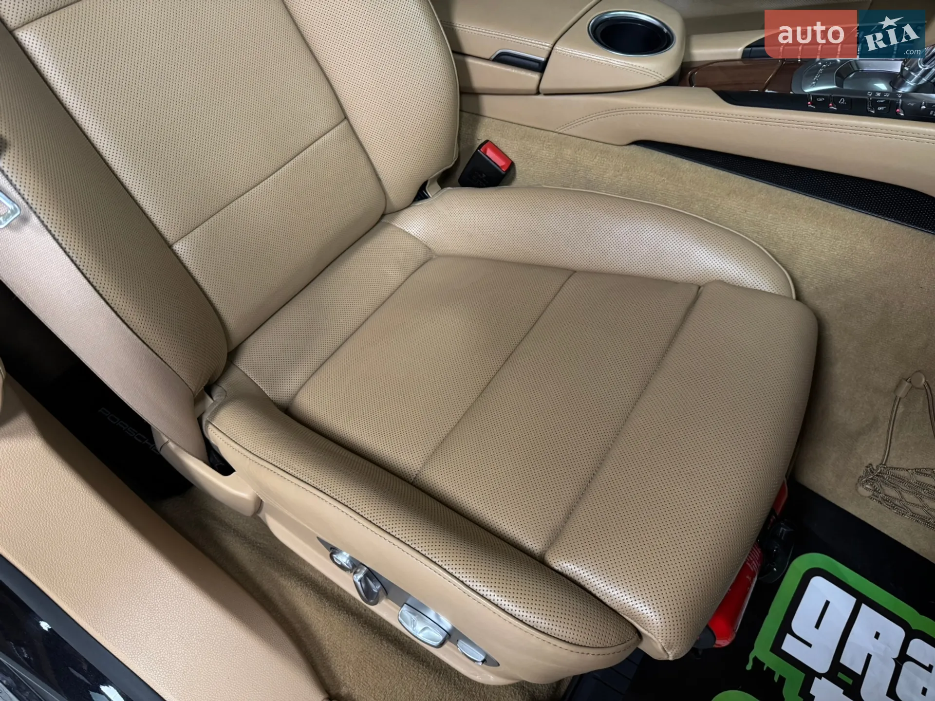 2012 Porsche Panamera - мініатюра 26