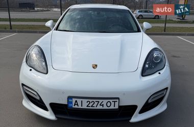 Фастбек Porsche Panamera 2011 в Києві