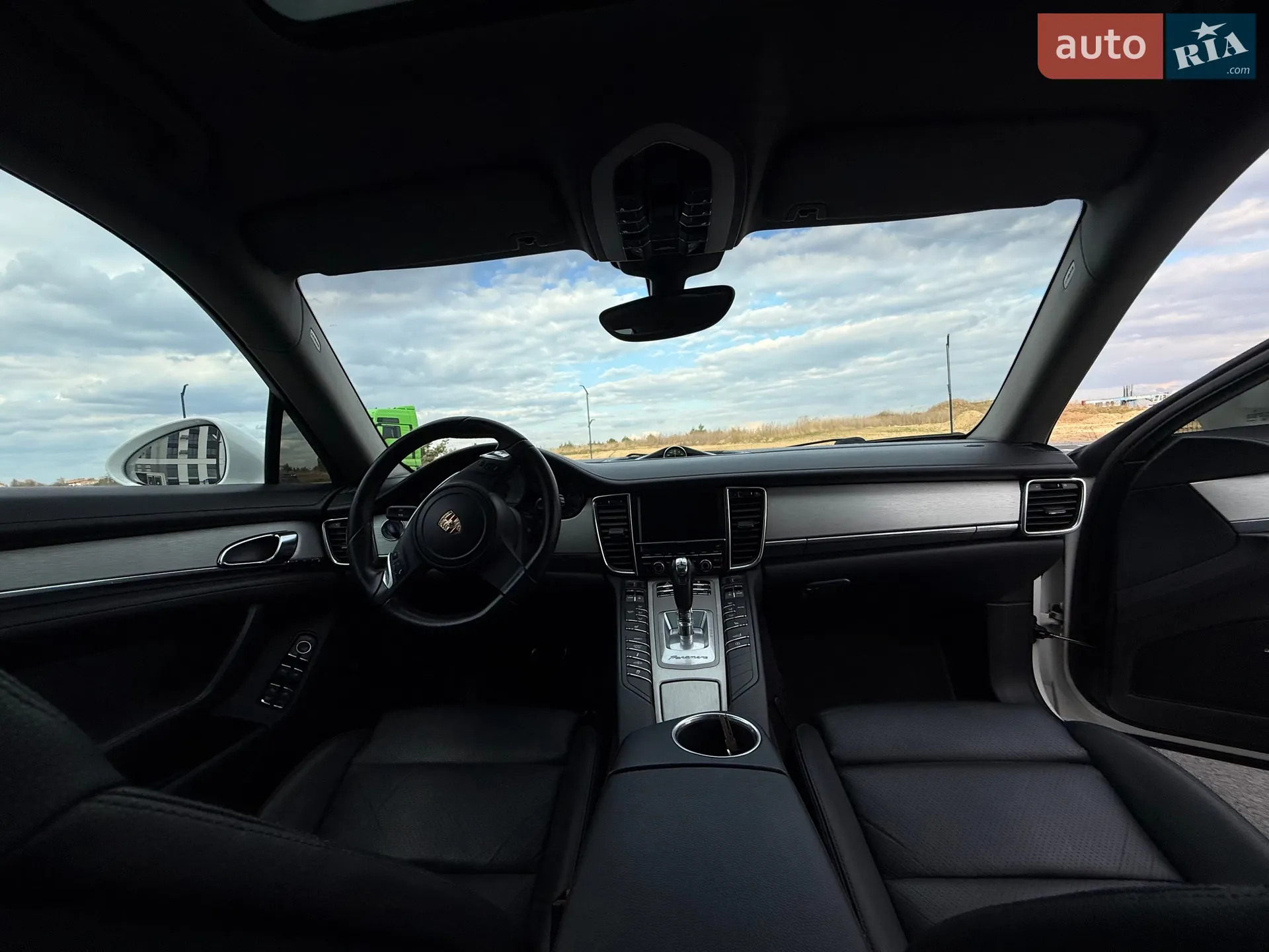 2012 Porsche Panamera - мініатюра 16