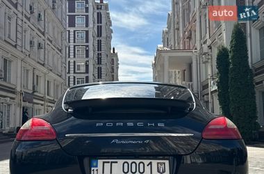 Фастбэк Porsche Panamera 2012 в Киеве