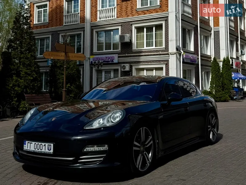 Porsche Panamera 2012