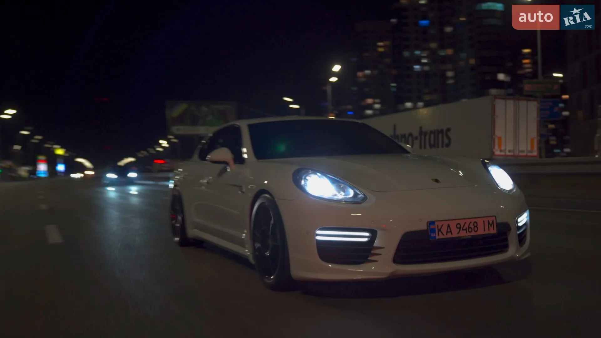 2013 Porsche Panamera - мініатюра 2