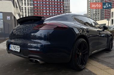 Фастбэк Porsche Panamera 2013 в Киеве