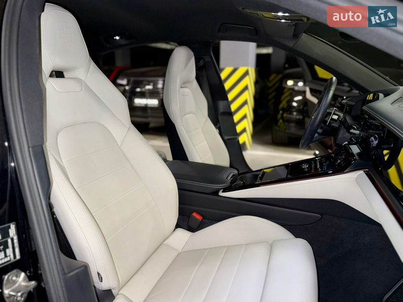 Фастбэк Porsche Panamera 2024 в Киеве фото 41 Фастбэк Porsche Panamera 2024 в Киеве
