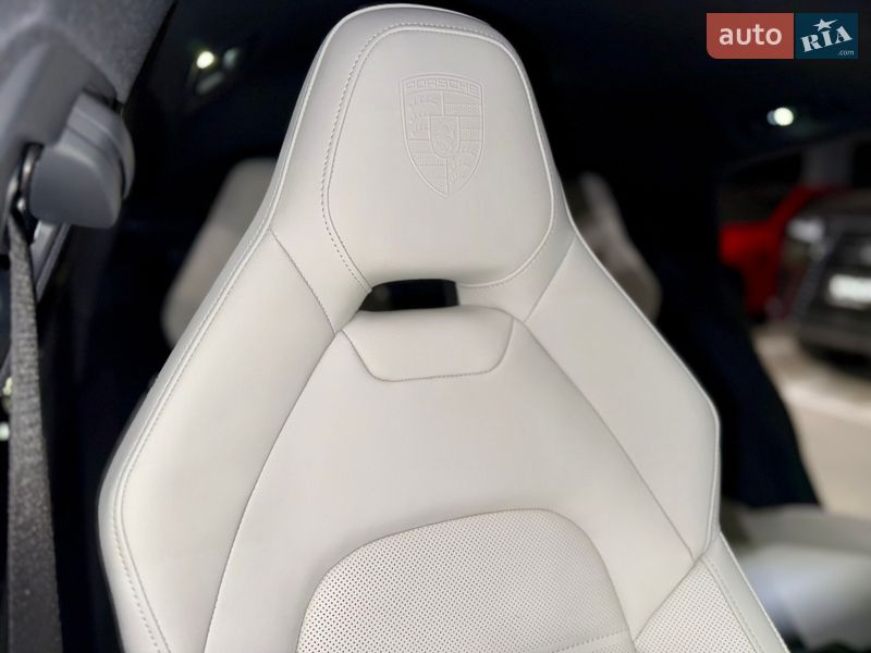 Фастбэк Porsche Panamera 2024 в Киеве фото 46 Фастбэк Porsche Panamera 2024 в Киеве