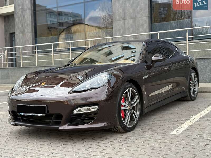 Porsche Panamera 2013